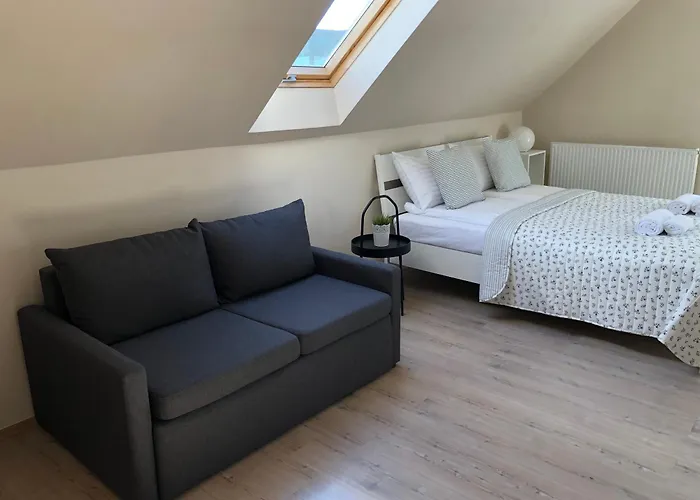 Astos In Паланга